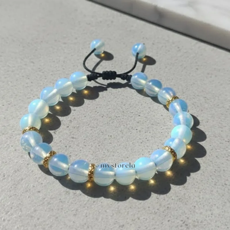 Pulsera de Conexión: Hilo negro y Cuarzo Ópalo (8mm)