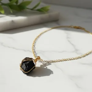 Collar de turmalina en alambrismo